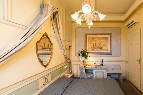 Antica Residenza D'Azeglio Room&Breakfast di Charme image 16